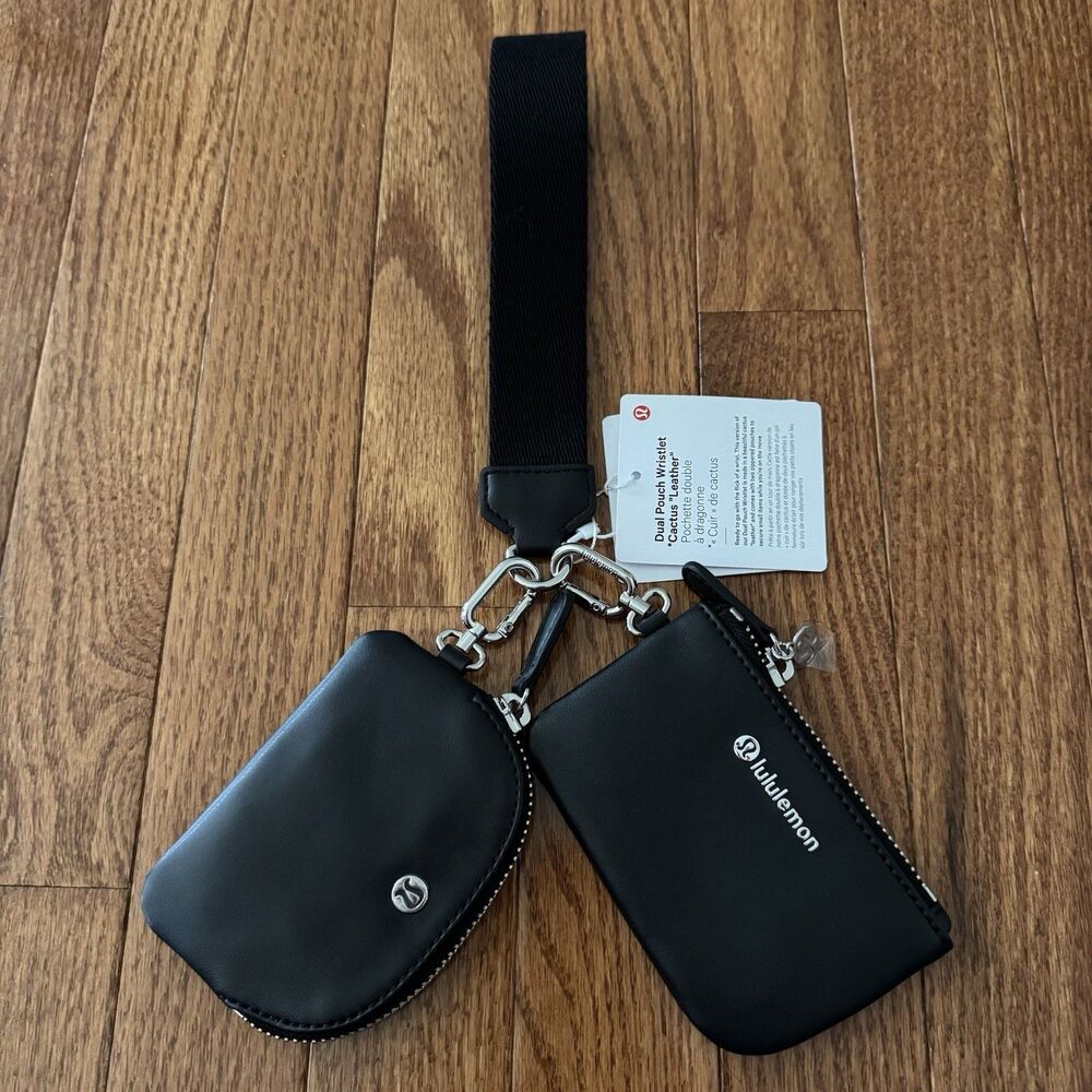 Lululemon Dual Pouch Wristlet Cactus Leather Black Silver Keychain Wallet Travel
